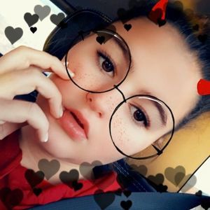 Meet your Posher, Kylee